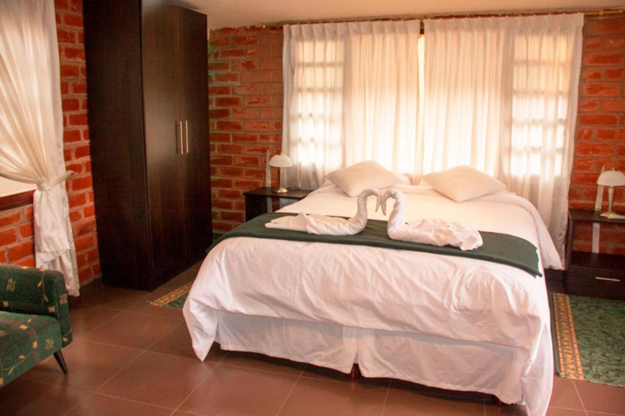 באניוס El Pedron Hotel מראה חיצוני תמונה