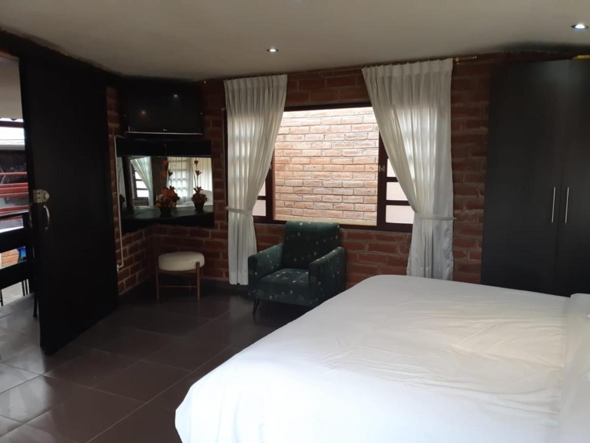 באניוס El Pedron Hotel מראה חיצוני תמונה